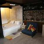 Къща за гости The Lion's 4*