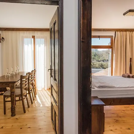 Guest house The Lion's