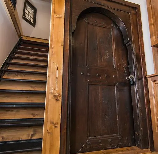 Guest house The Lion's