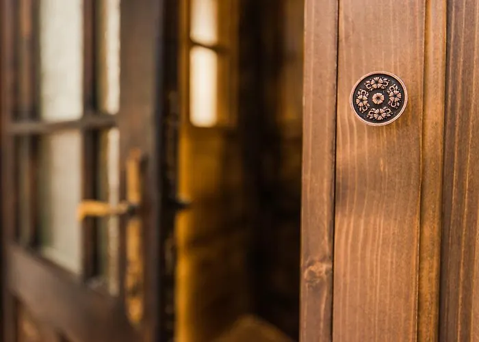 The Lion's Guest house 4*