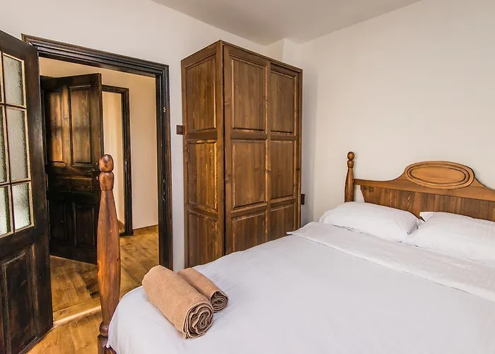 Guest house The Lion's 4*